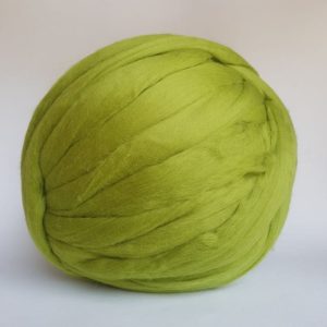 laine-merinos-ruban-peigné-vert-205