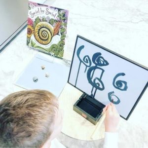 buddha-board-enfant-graphisme-montessori